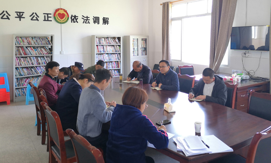 集團(tuán)公司黨委書記、董事長周燕賓一行調(diào)研脫貧攻堅(jiān)工作
