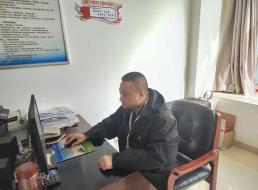 《榜樣在身邊》系列報(bào)道——莫正平、梁元 恒心堅(jiān)守鑄典范，砥礪前行綻光芒